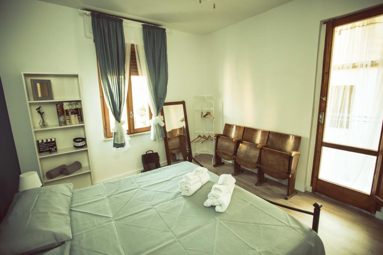 La finestra sul cortile Bed & Breakfast Atri Exterior foto